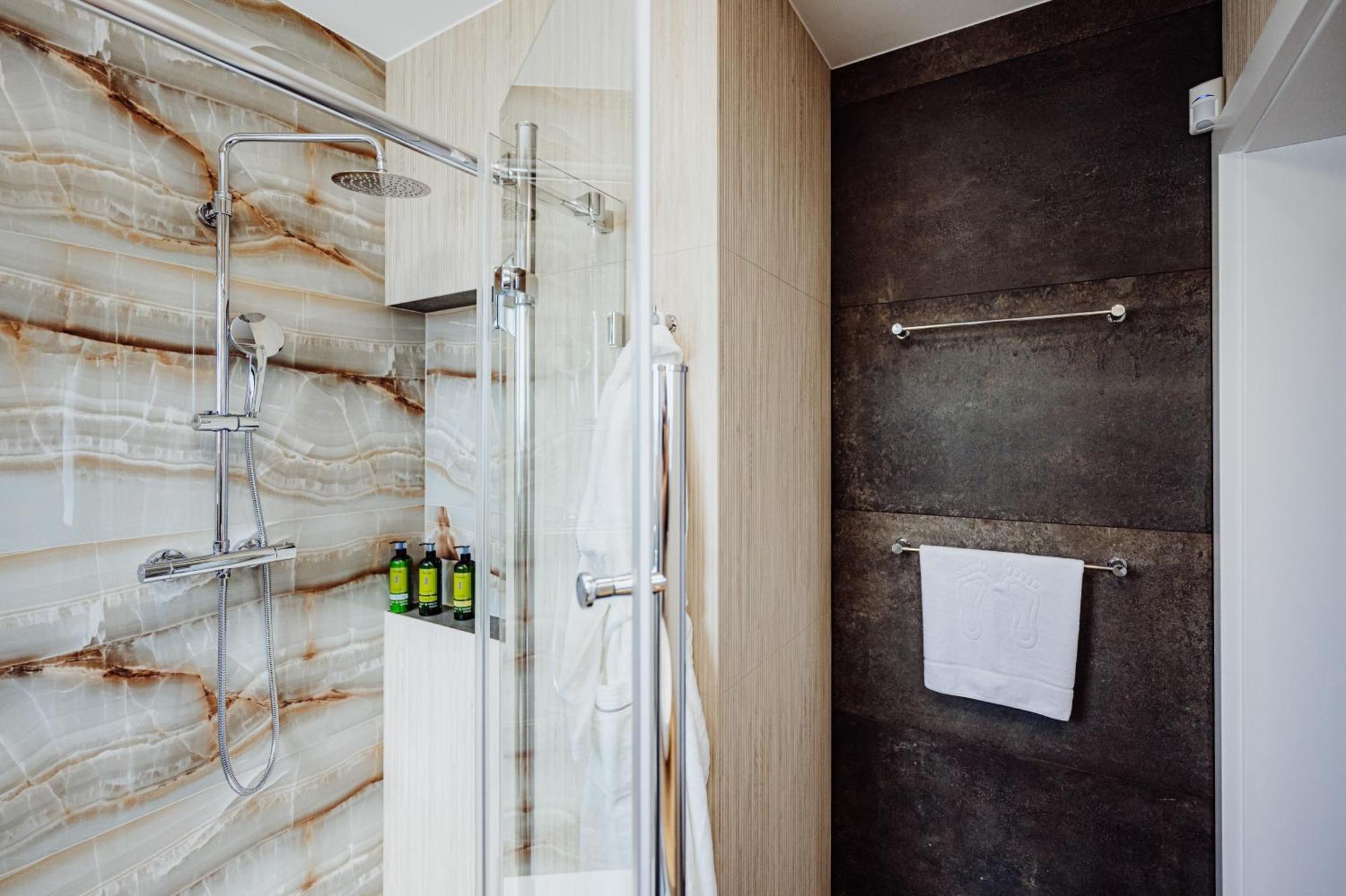 Cristalview Stay&Relax - Luksusowe Apartamenty- Zewnetrzne Jacuzzi- Przyjazne Dla Rodzin - Zwierzeta Akceptowane Подгужин Экстерьер фото
